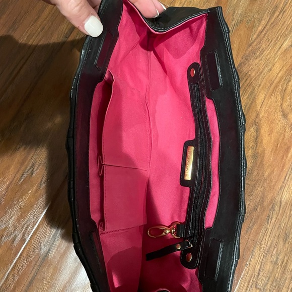 Isabella Fiore Black Leather Clutch - Picture 3 of 6